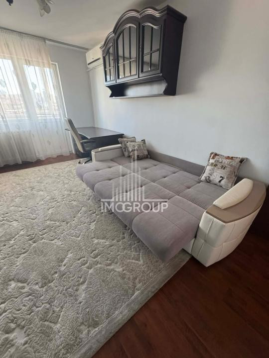 De vanzare apartament 3 camere 2 bai Mehedinți 