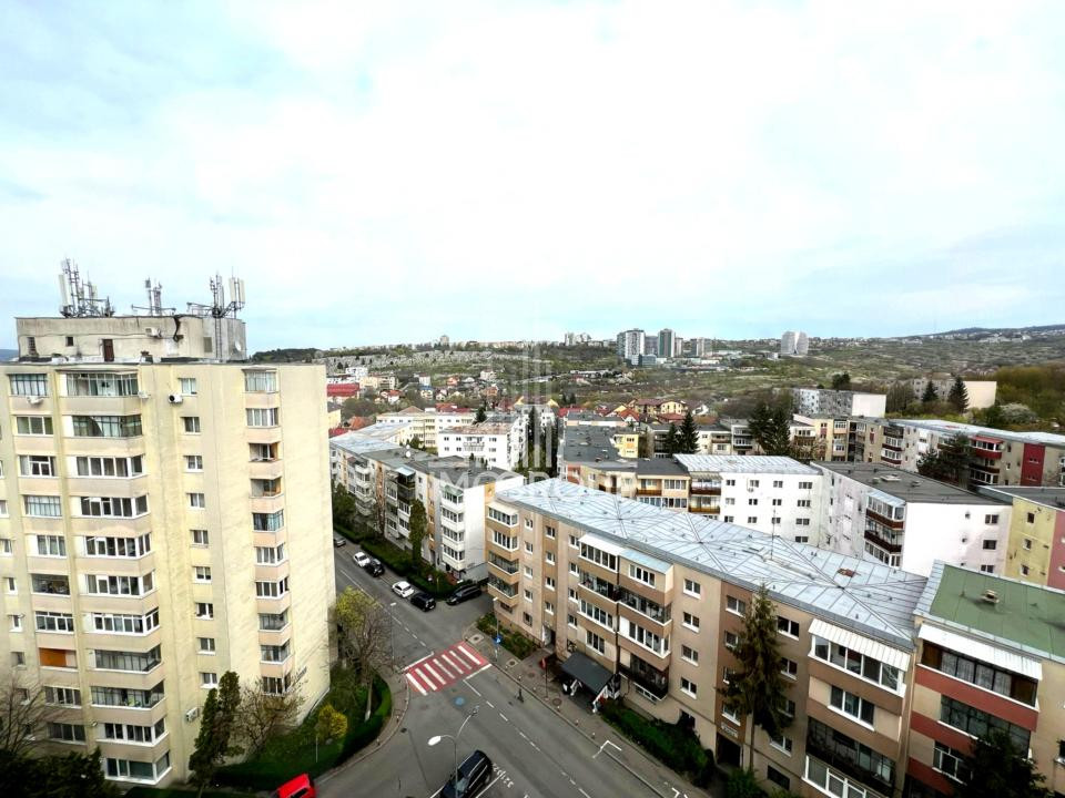 De inchiriat apartament 3 camere Mehedinți 