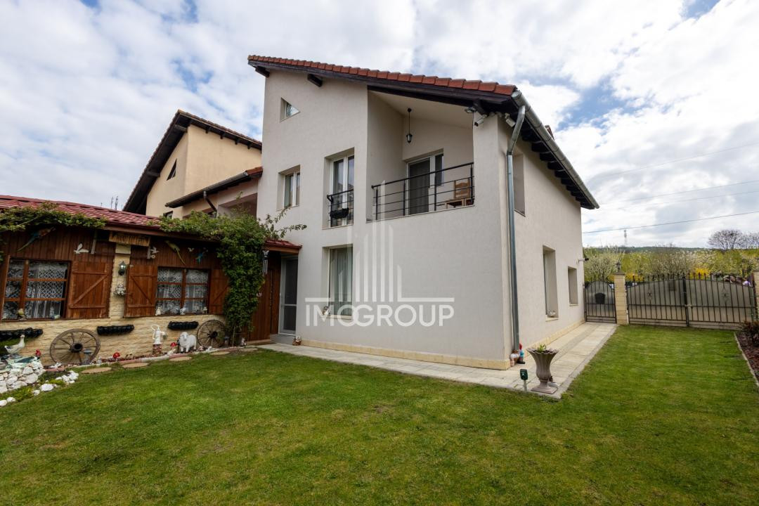 Casă superbă de vânzare în Iris | Garaj | Priveliște panoramică | Zona Auchan 