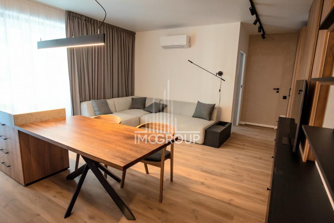 Apartament modern 2 camere de închiriat – zona semicentrala