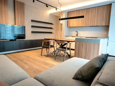 Apartament modern 2 camere de închiriat – zona semicentrala
