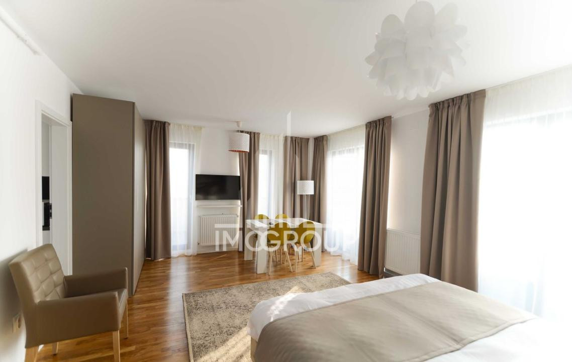Apartament deosebit de inchiriat 3 camere Park Lake 