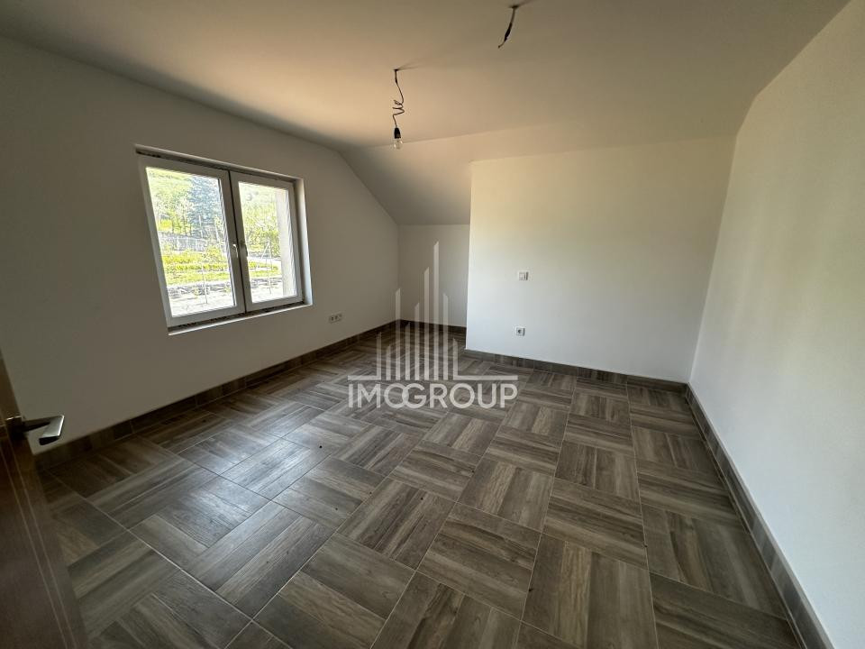Casa Individuala noua cu teren de 1500mp, la 15 minute de Cluj-Napoca.