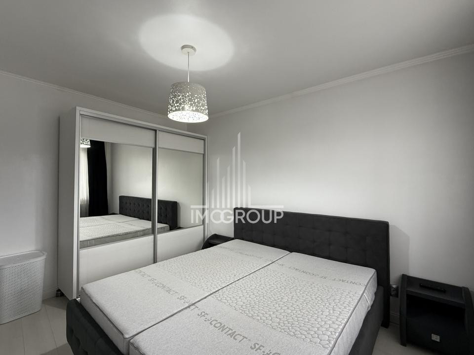 Apartament cu 2 camere | 2 Parcări | Terasă | Zona străzii Decebal 
