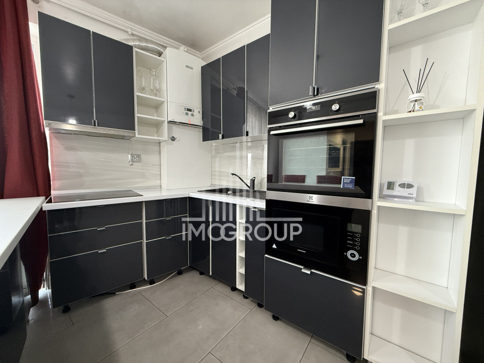 Apartament cu 2 camere | 2 Parcări | Terasă | Zona străzii Decebal 