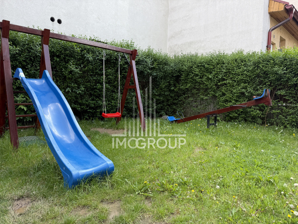 Apartament cu 2 camere | 2 Parcări | Terasă | Zona străzii Decebal 
