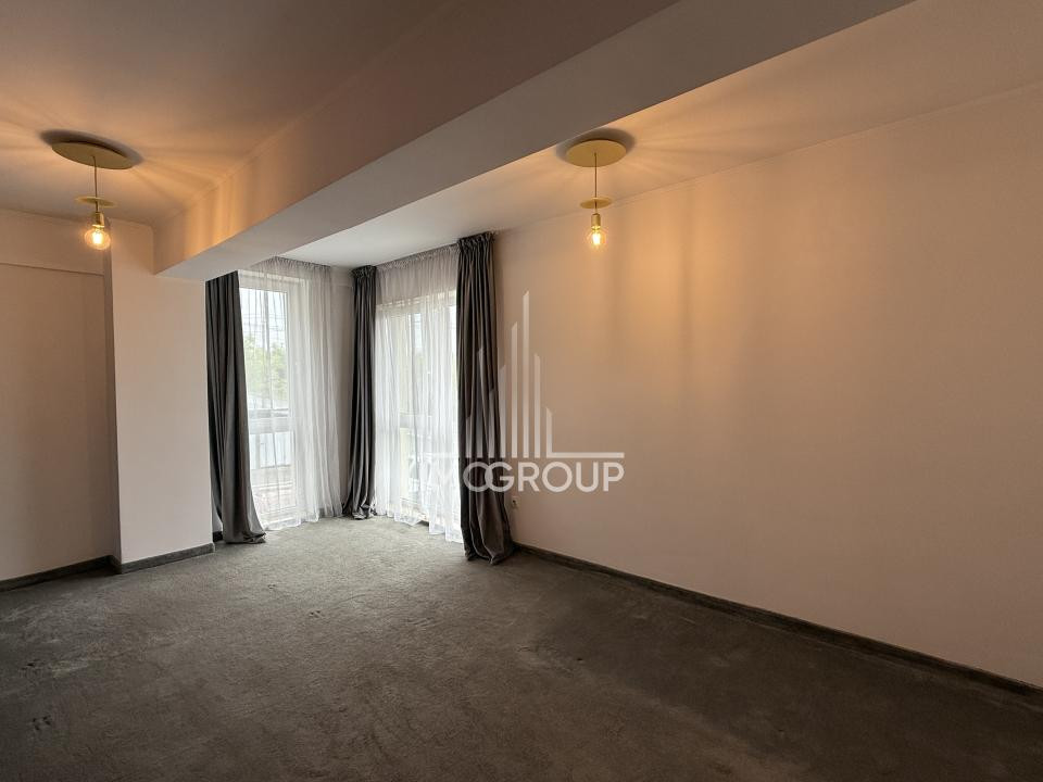 Apartament cu 4 camere | zona Constantin Brâncuși | 3 parcări | Imediat ocupabil