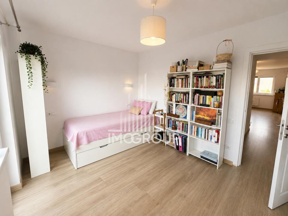Apartament 3 camere, cu gradina si parcare, Floresti, zona Teilor