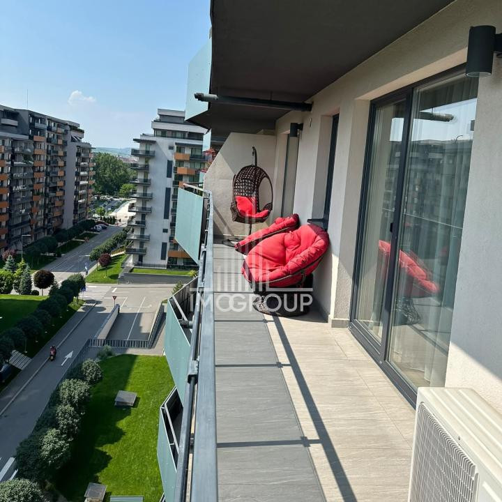 Inchiriere apartament elegant 3 camere , 2 bai & terasă , view 