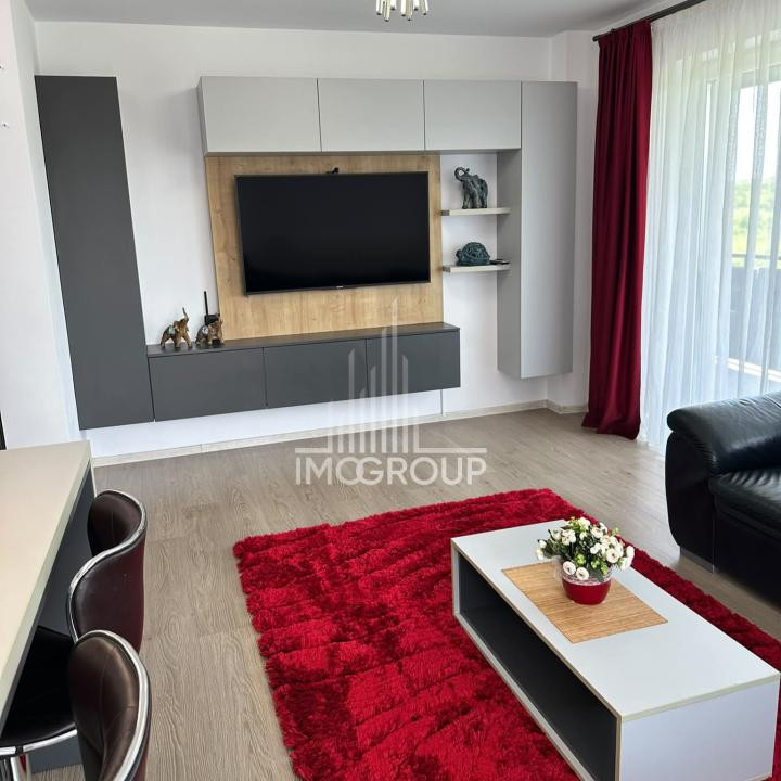 Inchiriere apartament elegant 3 camere , 2 bai & terasă , view 