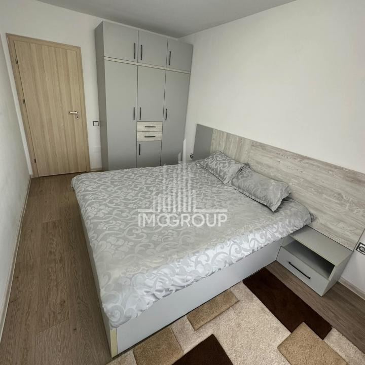 Inchiriere apartament elegant 3 camere , 2 bai & terasă , view 