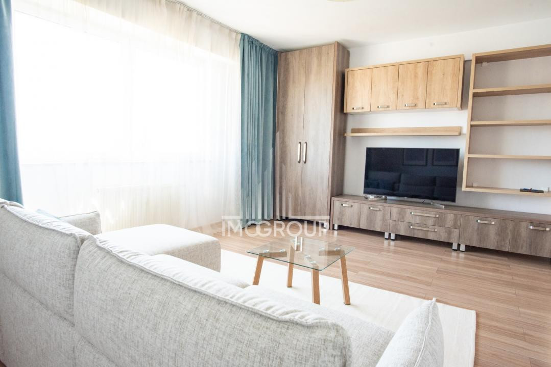 Vanzare apartament decomandat 2 camere -str Dorobantilor 