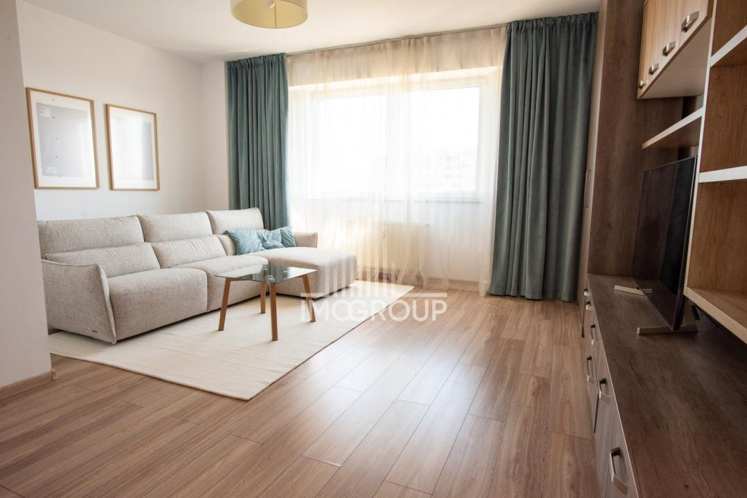 Vanzare apartament decomandat 2 camere -str Dorobantilor 