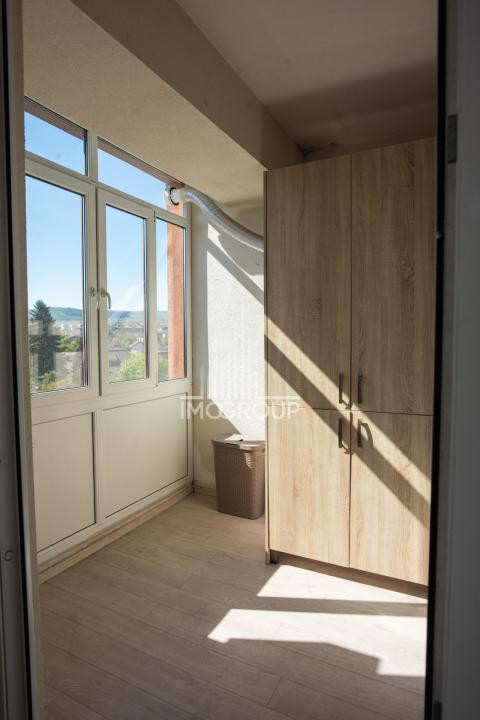 Vanzare apartament decomandat 2 camere -str Dorobantilor 