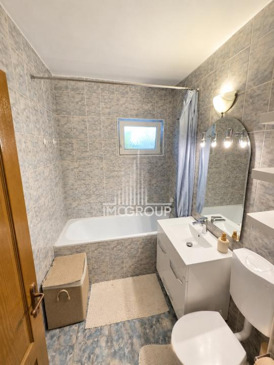 Vanzare apartament 2 cam, etaj 2/3, parcare in Manastur - Academia Muzica