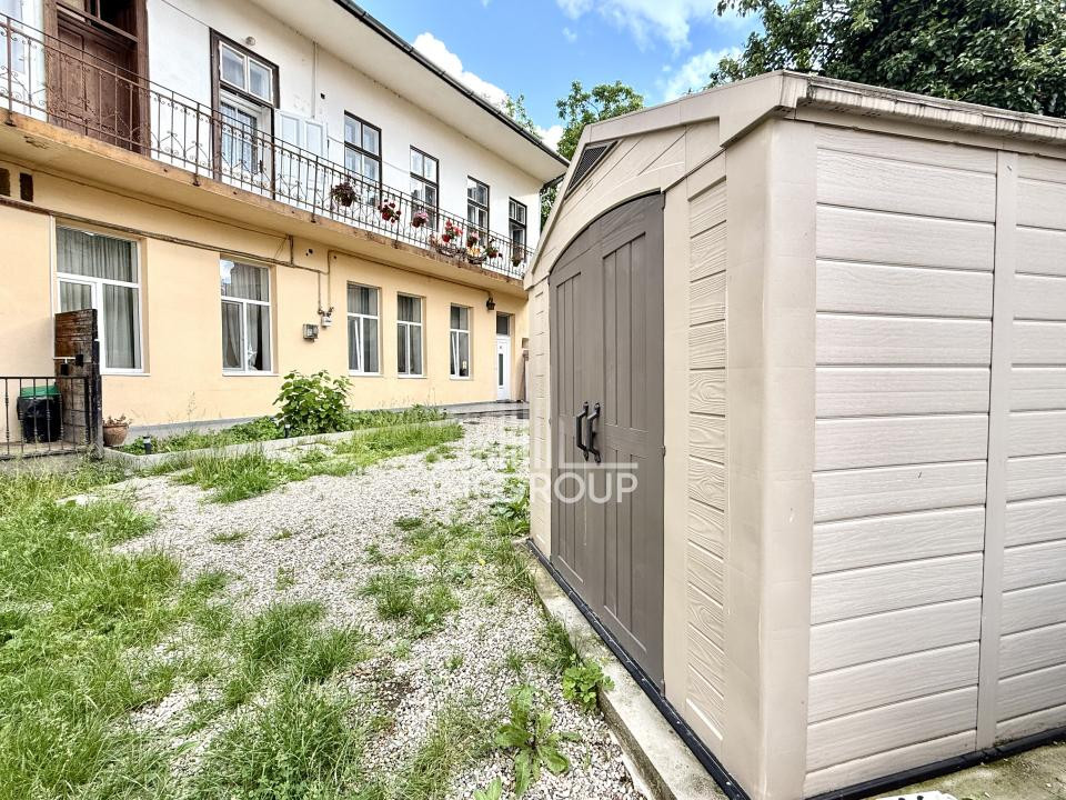 Apartament cu 2 camere | Zona Ultracentrală | Parcare | Etaj 1 | Pod | Pivniță |