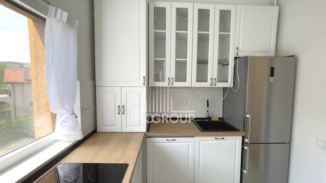 Apartament 3 camere si garaj de inchiriat Andrei Muresanu