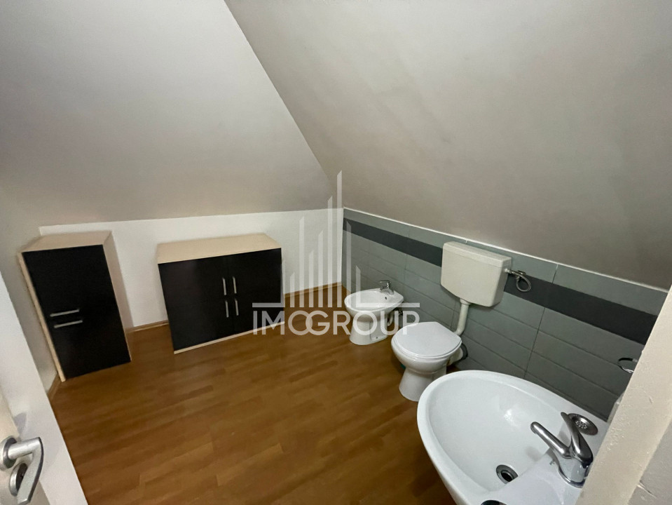 De inchiriat 3 camere 2 bai Iulius Mall 2 niveluri DIN 23 IUNIE!