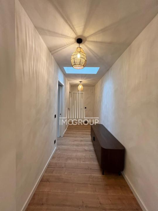 Duplex modern de închiriat | 100 mp utili | 2 dormitoare | 2 băi | Parcare
