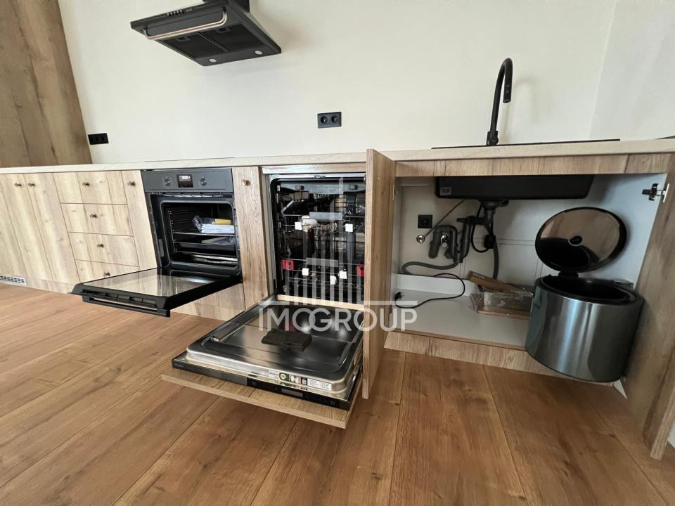Duplex modern de închiriat | 100 mp utili | 2 dormitoare | 2 băi | Parcare