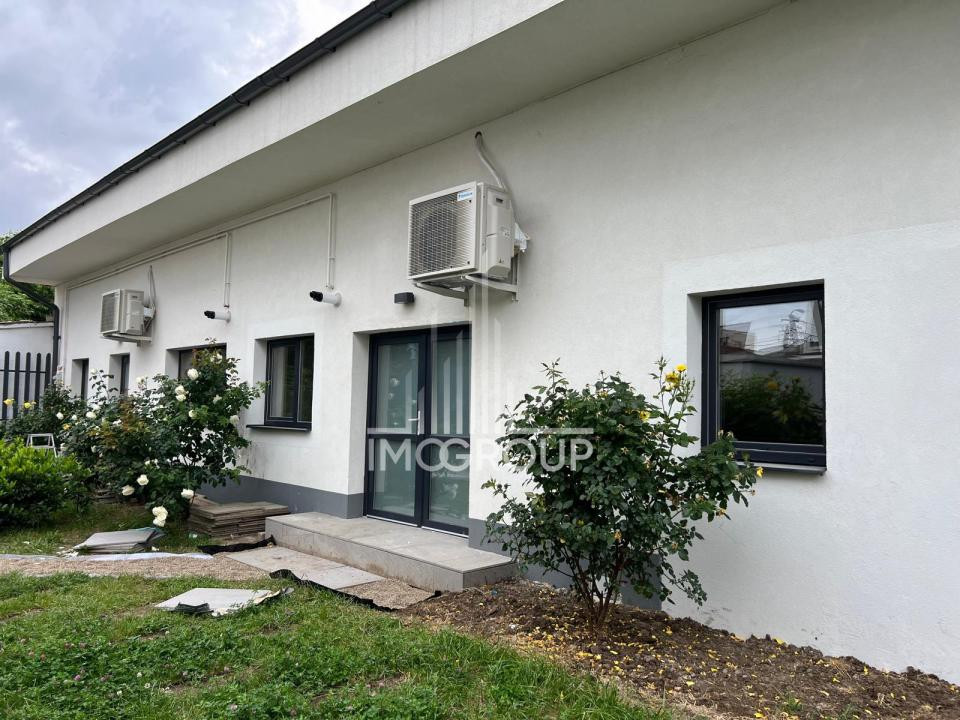 Duplex modern de închiriat | 100 mp utili | 2 dormitoare | 2 băi | Parcare