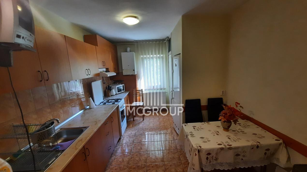 Apartament 3 dormitoare | 2 bai | boxa si loc de parcare | zona Iulius\FSEGA
