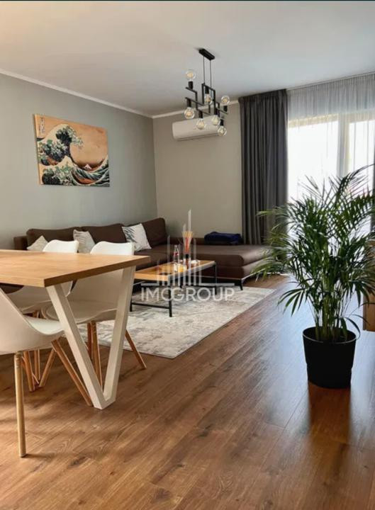 Apartament modern cu 3 camere de vânzare si garaj - Cartier Europa