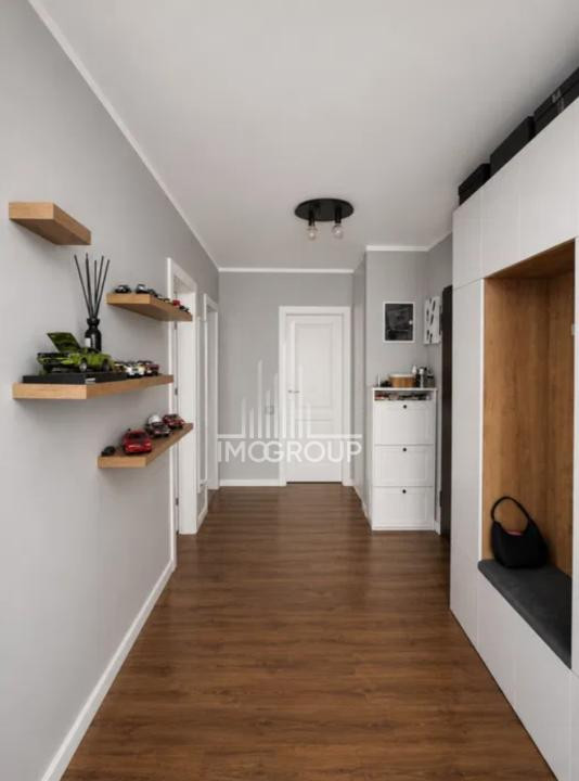 Apartament modern cu 3 camere de vânzare si garaj - Cartier Europa