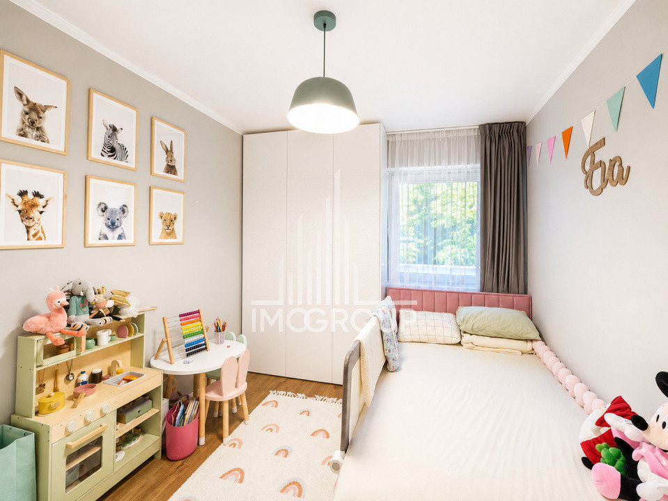 0% comision! Apartament modern cu 3 camere de vânzare si garaj