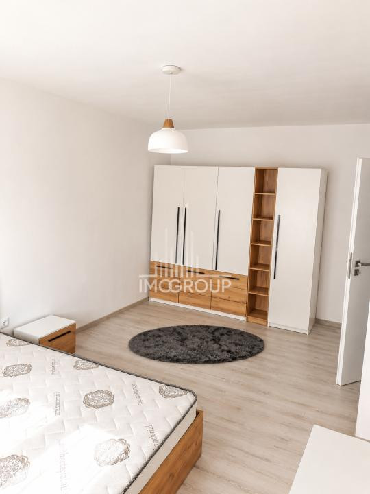Apartament cu 2 camere de inchiriat si paracre