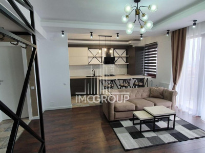 Apartament de inchiriat cu 2 camere si garaj -Europa