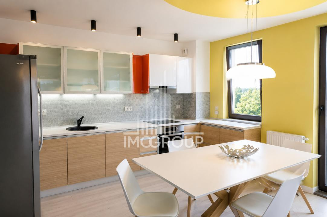 Apartament 3 camere, 2 bai, 2 balocane, cu parcare, Gheorgheni, zona Iulius Mall