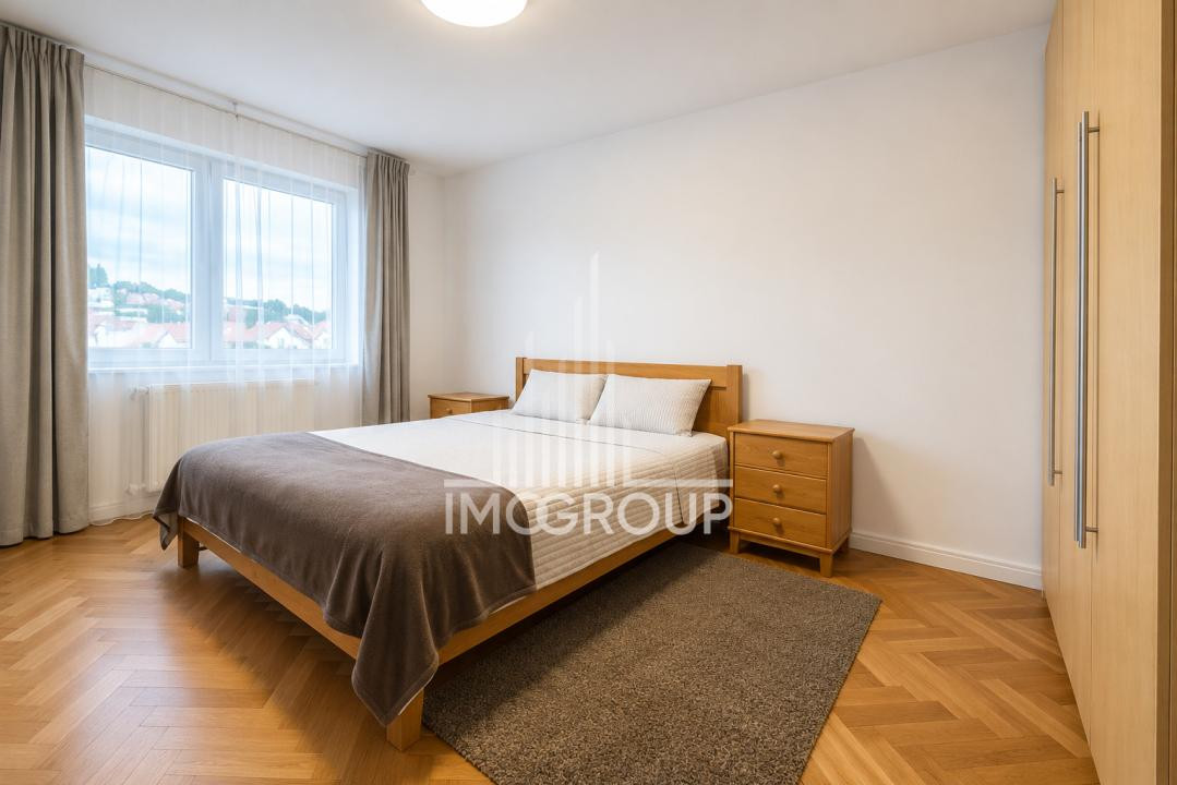 Apartament 125 mp în Vilă, 4 Camere, Andrei Mureșanu, Zona Engels, Garaj