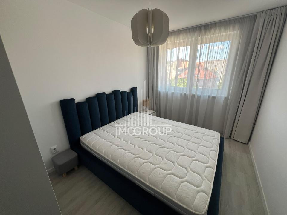 Apartament modern cu 3 camere de închiriat – Zonă centrala