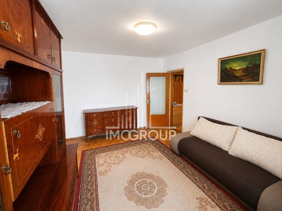 De inchiriat apartament 3 camere Iulius Mall