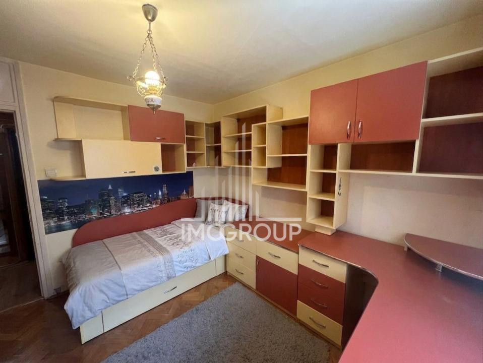 De inchiriat apartament 3 camere Iulius Mall