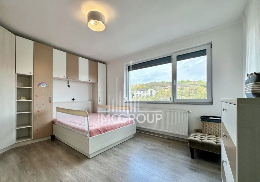 Casa tip duplex 4 camere de inchiriat, curte, Borhanci, zona TCI