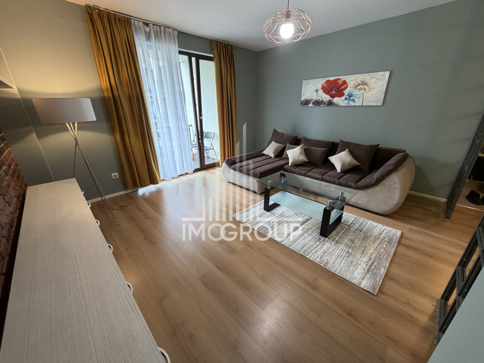 Apartament 3 camere,80 mp, 2 bai, balcon, parcare RIviera, langa  Iulius Mall.