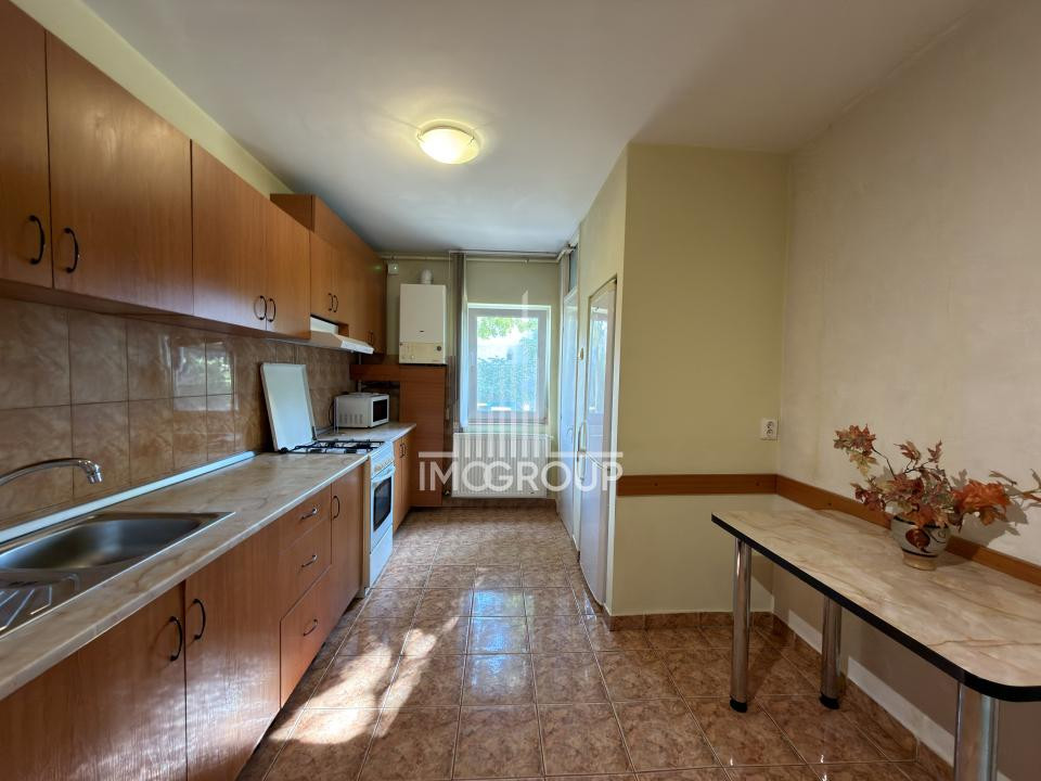 Apartament 3 dormitoare | 2 bai | boxa si loc de parcare | zona Iulius\FSEGA