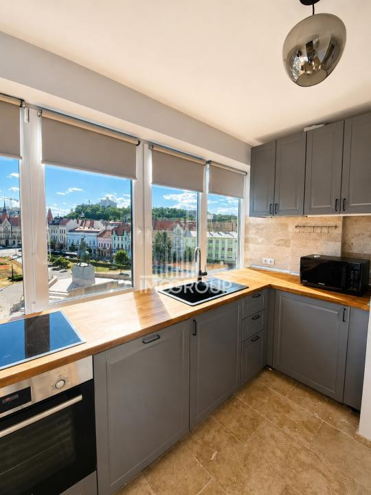 Apartament cu 2 camere de închiriat centru, P-ta Mihai Viteazul