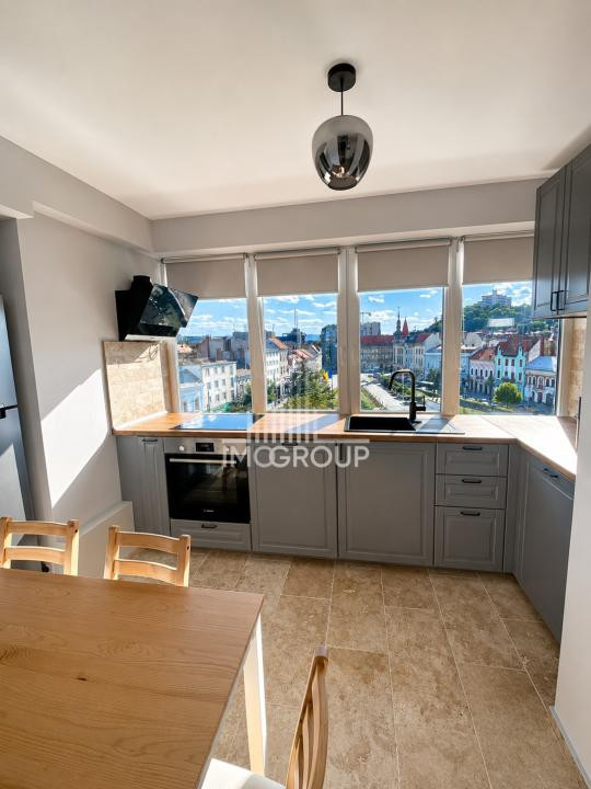 Apartament cu 2 camere de închiriat centru, P-ta Mihai Viteazul