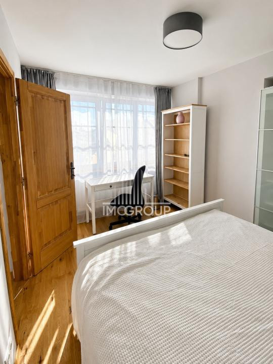 Apartament cu 2 camere de închiriat centru, P-ta Mihai Viteazul