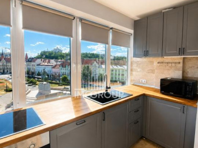 Apartament cu 2 camere de închiriat centru, P-ta Mihai Viteazul