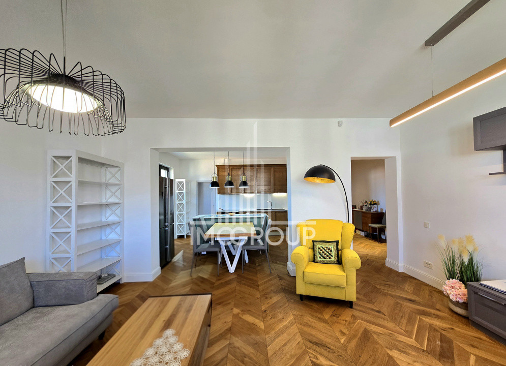 Apartament de lux 4 camere de închiriat – lângă UMF și Casa de Cultură