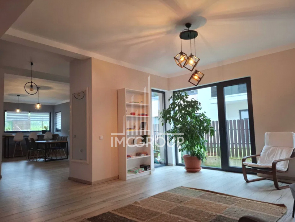 De închiriat – Duplex modern cu 4 camere | 160 mp utili | Curte 400 mp 