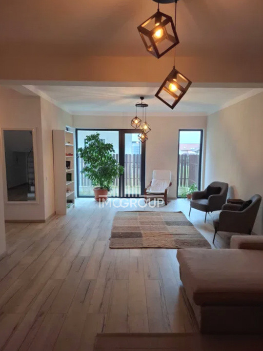 De închiriat – Duplex modern cu 4 camere | 160 mp utili | Curte 400 mp 