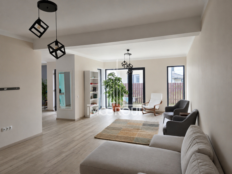 De închiriat langa padure casa 4 camere | 160 mp utili | Curte 400 mp 