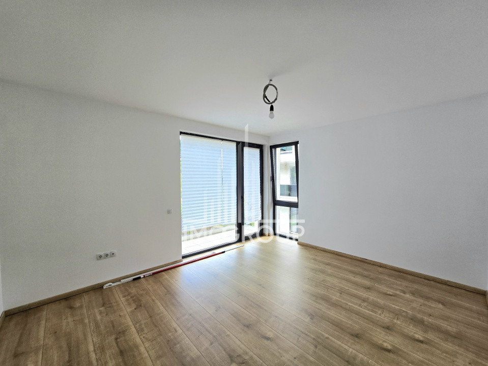 De închiriat langa padure casa 4 camere | 160 mp utili | Curte 400 mp 