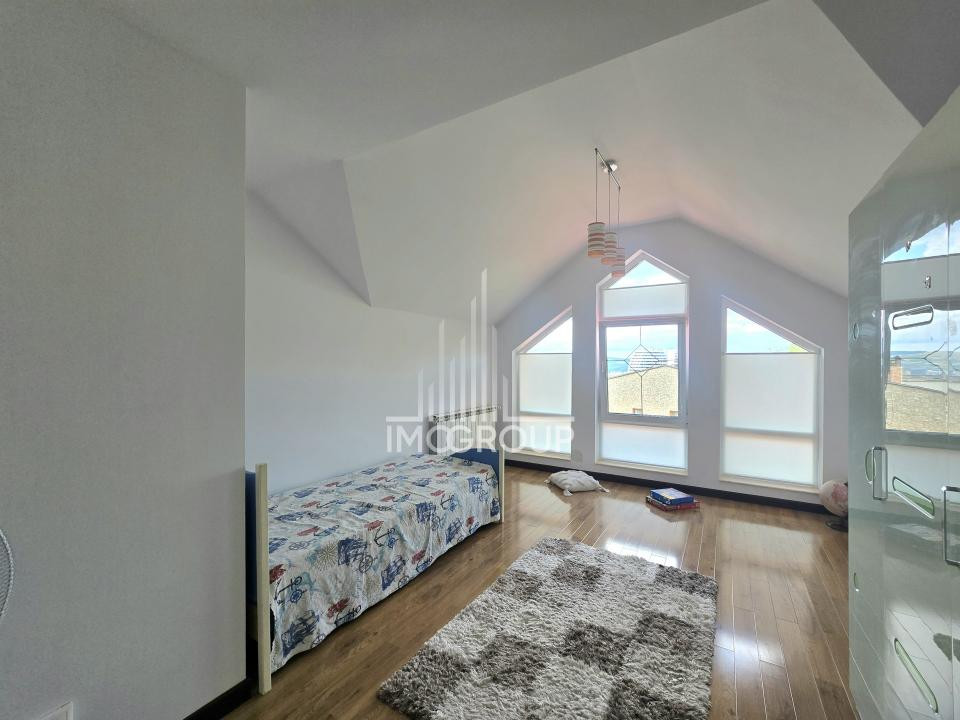 Casă individuală deosebită, cu grădină 850 mp, de închiriat, Europa
