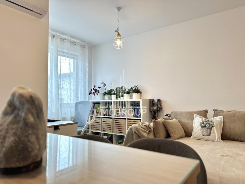 Apartament modern cu 2 camere, balcon și parcare | Zona Subcetate 